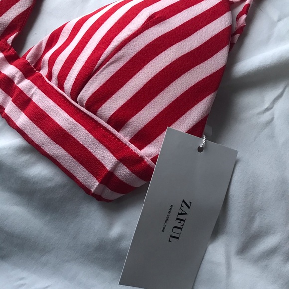👑 (3 for $15) Zaful striped bikini top - Picture 4 of 4